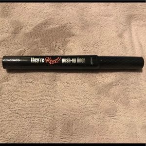 Benefit’s they're real! gel eyeliner pen